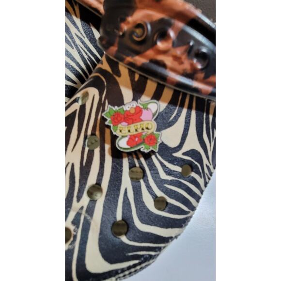 New Women’s Size 9 Zebra Leopard Animal Remix Crocs Shoes Unisex W/ Charms - Picture 7 of 8